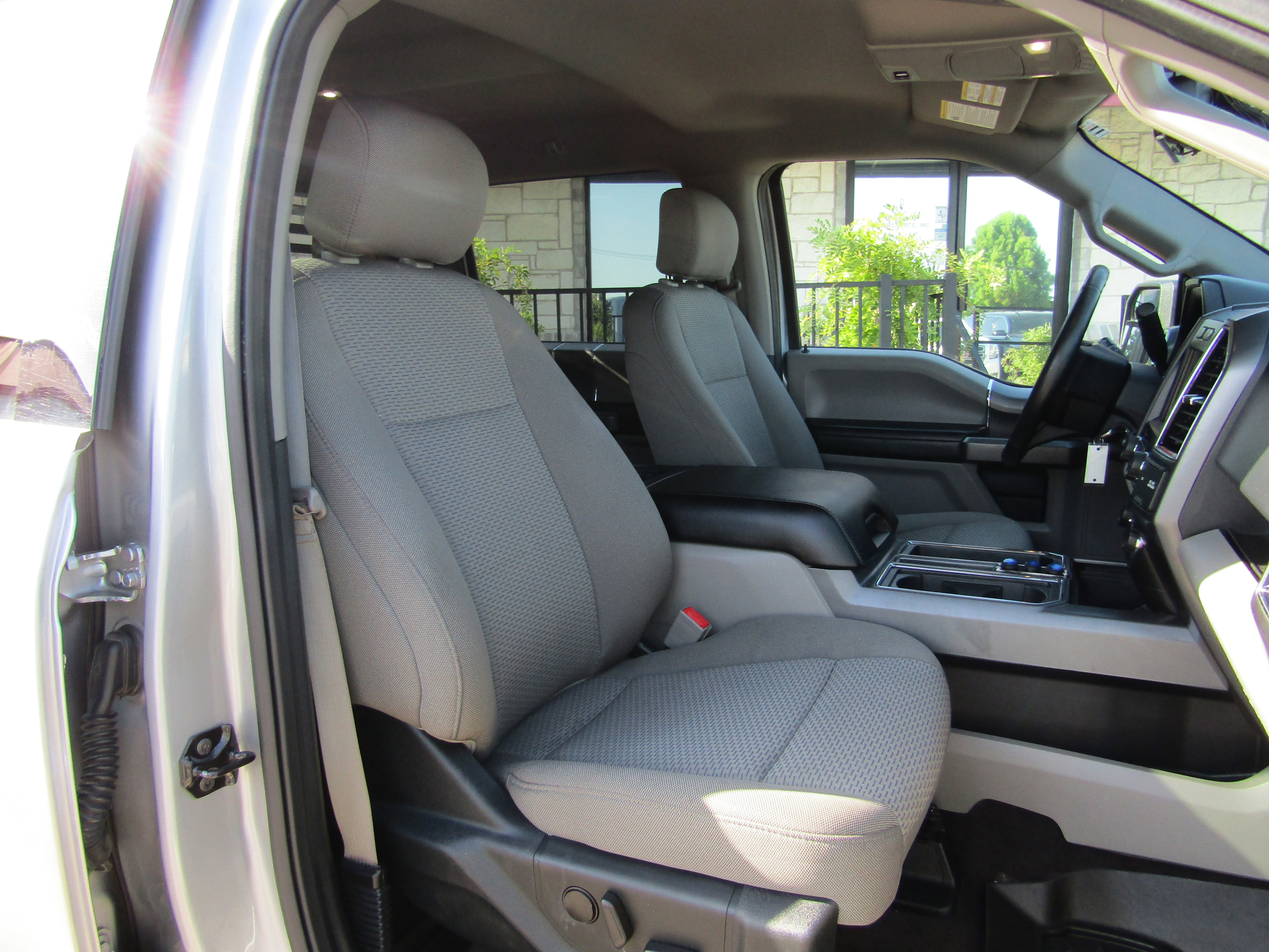 Used 2020 Ford F150 XLT w/ Equipment Group 302A Luxury image 12