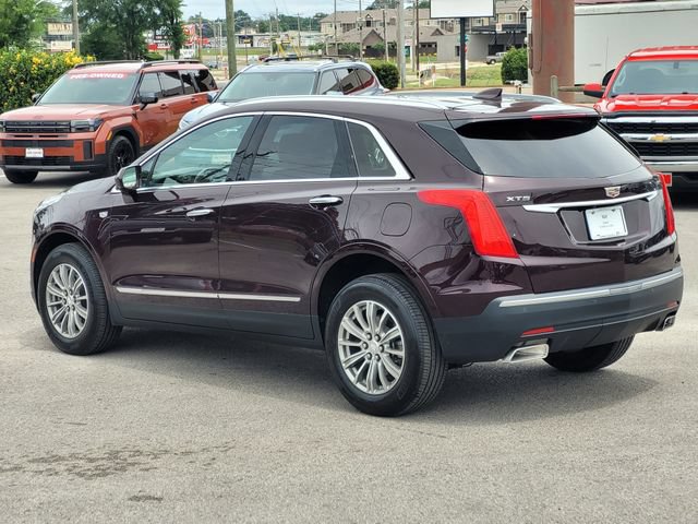 Used 2018 Cadillac XT5 Luxury w/ Driver Awareness Package FWD image 7