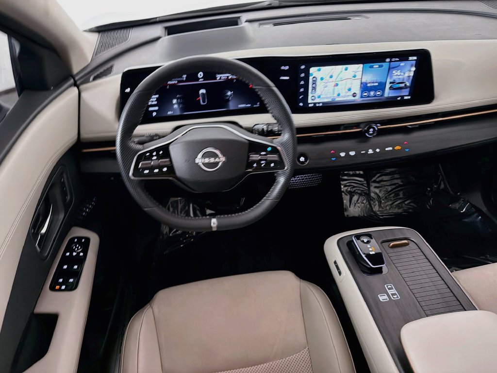 Used 2024 Nissan Ariya AWD image 22
