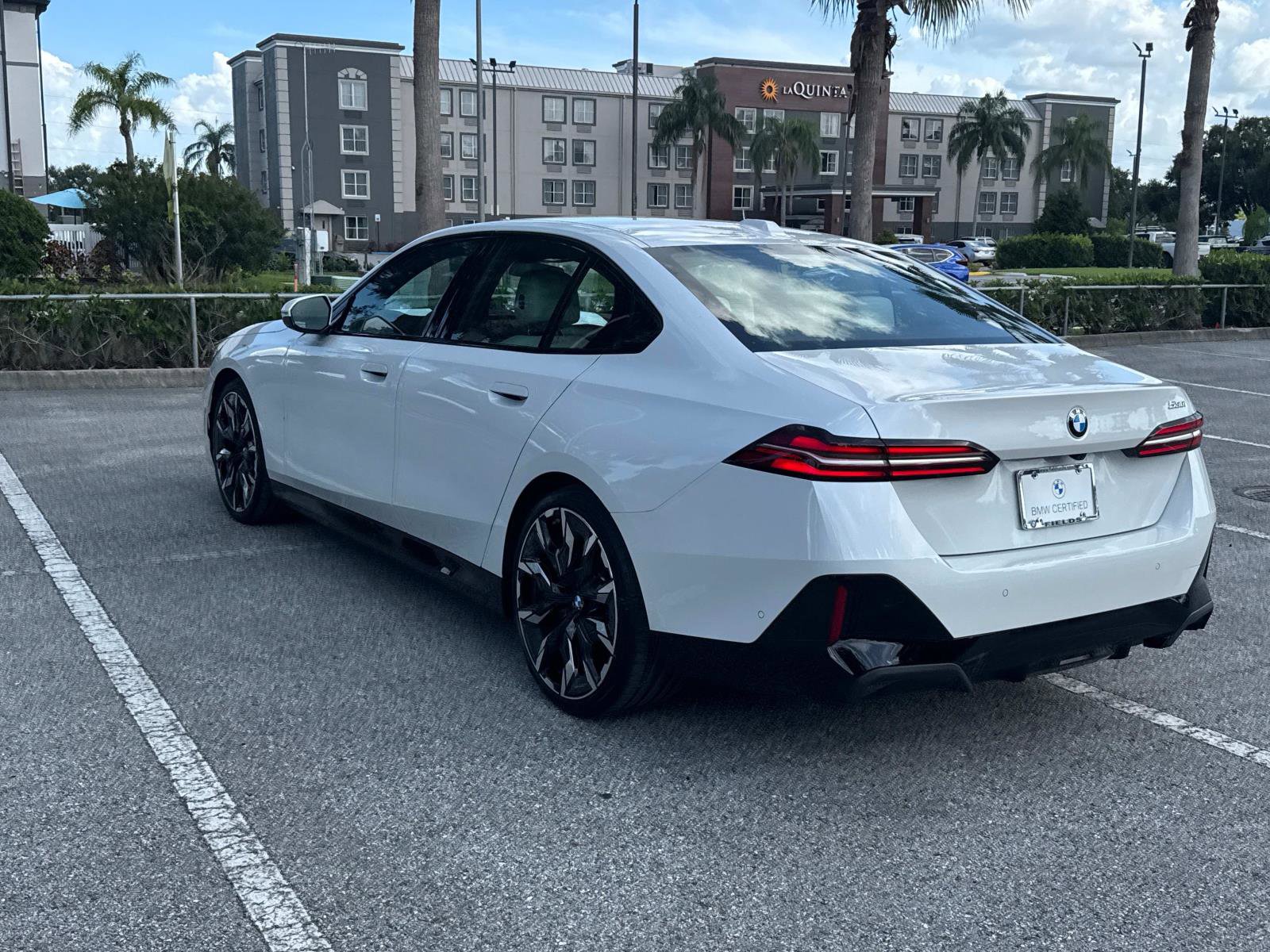 Certified 2025 BMW 530i w/ M Sport Package image 6