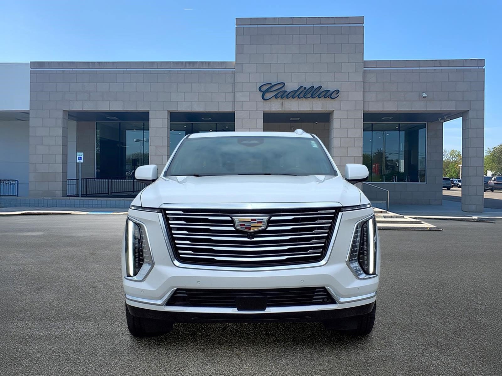 Used 2025 Cadillac Escalade Premium Luxury Platinum w/ LPO, Floor Liner Package AWD/4WD image 2