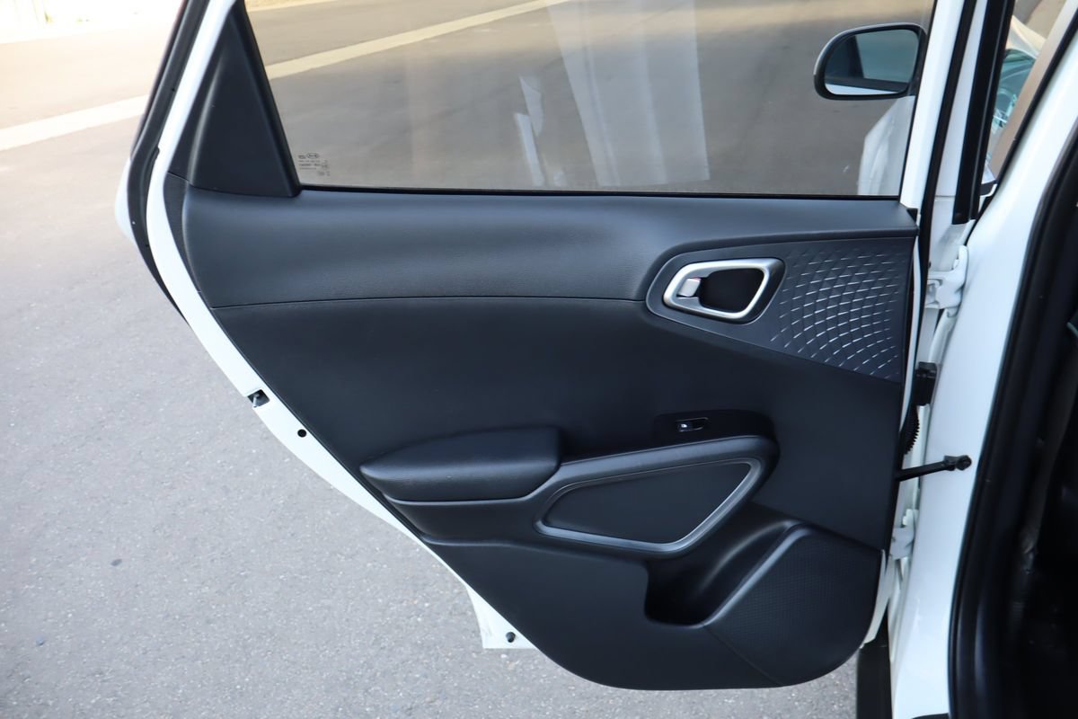 Used 2021 Kia Soul S FWD image 24