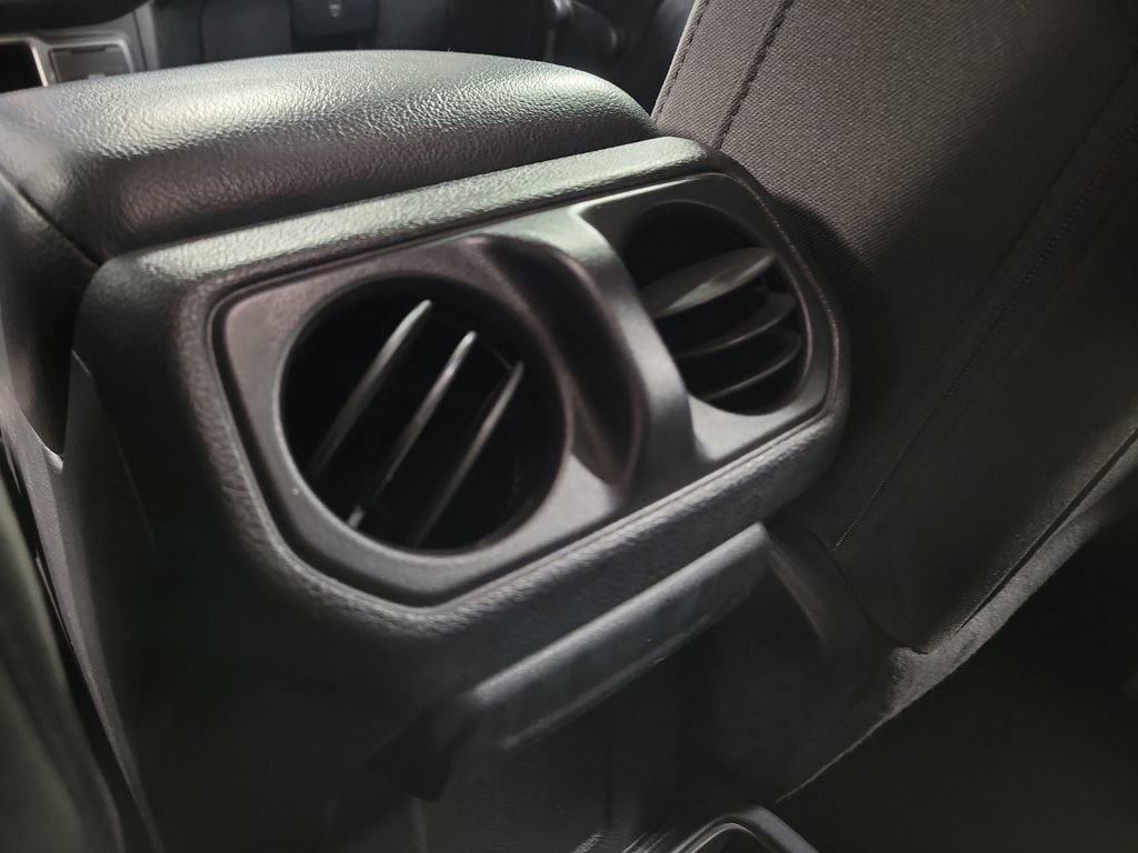 Used 2020 Jeep Wrangler Unlimited Sport AWD/4WD image 31