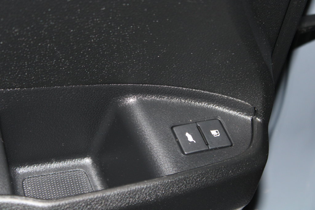 Used 2022 Honda Pilot TrailSport image 7