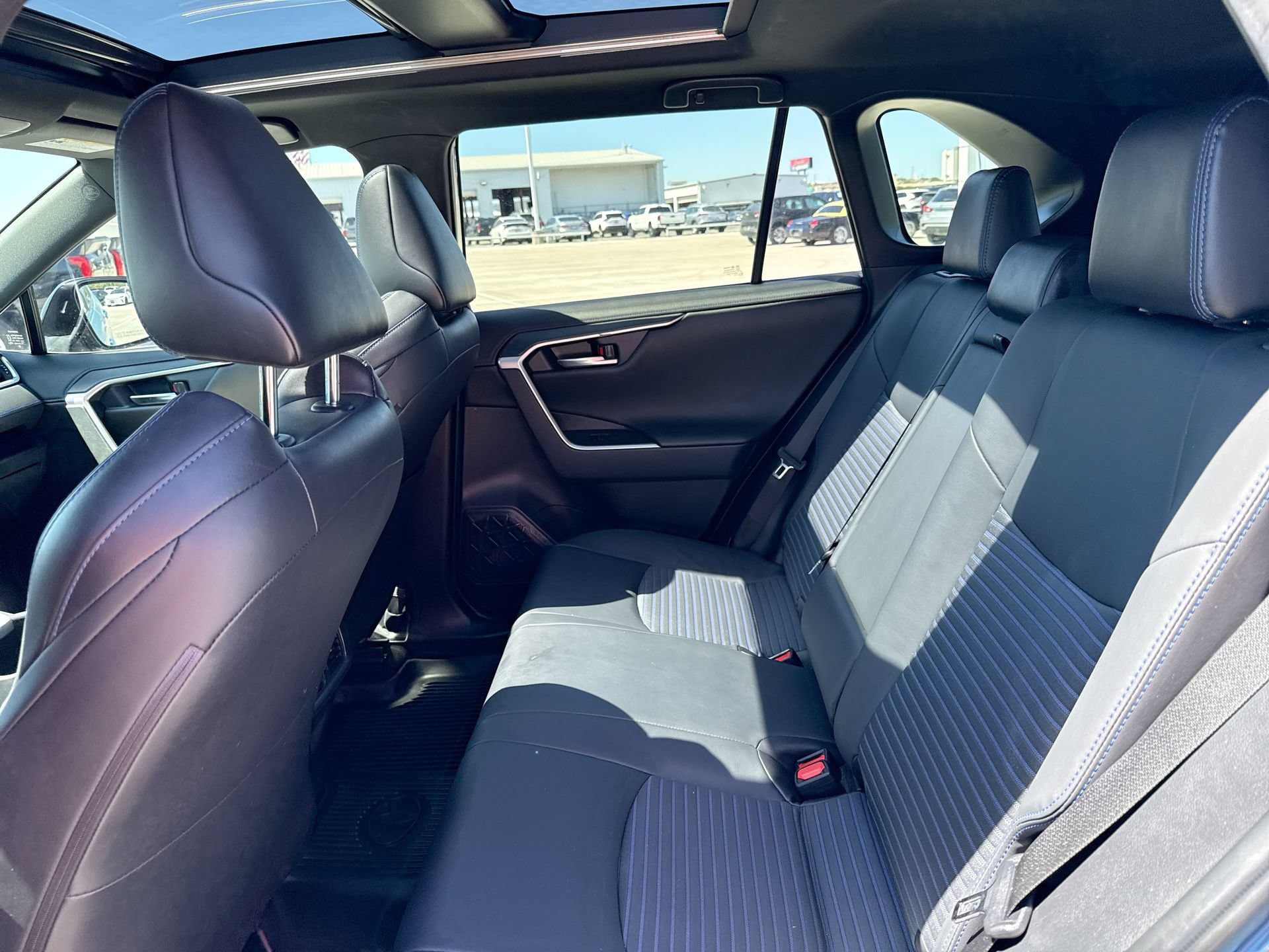 Certified 2022 Toyota RAV4 XSE AWD/4WD image 25