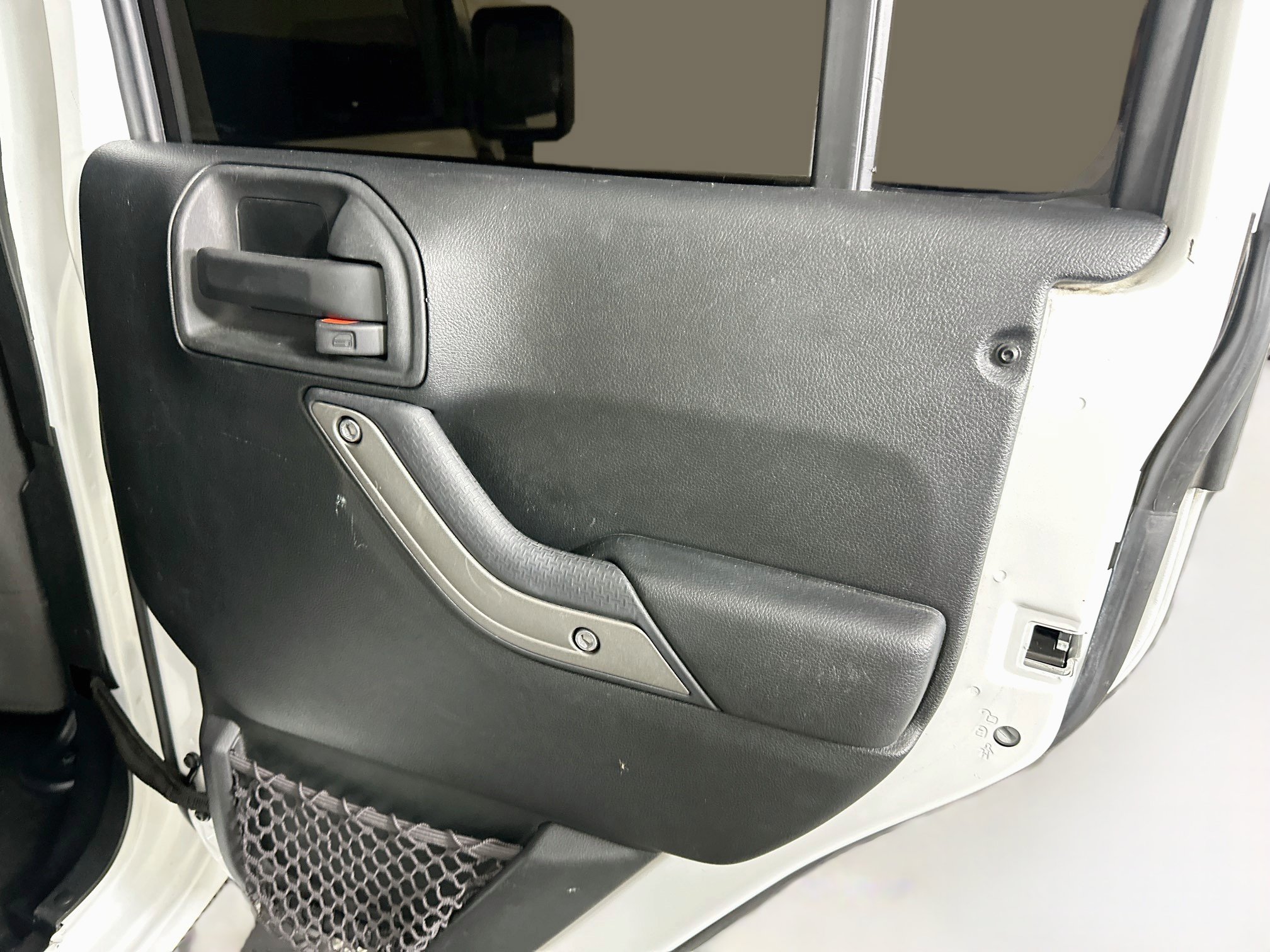 Used 2018 Jeep Wrangler Unlimited Sport S AWD/4WD image 27
