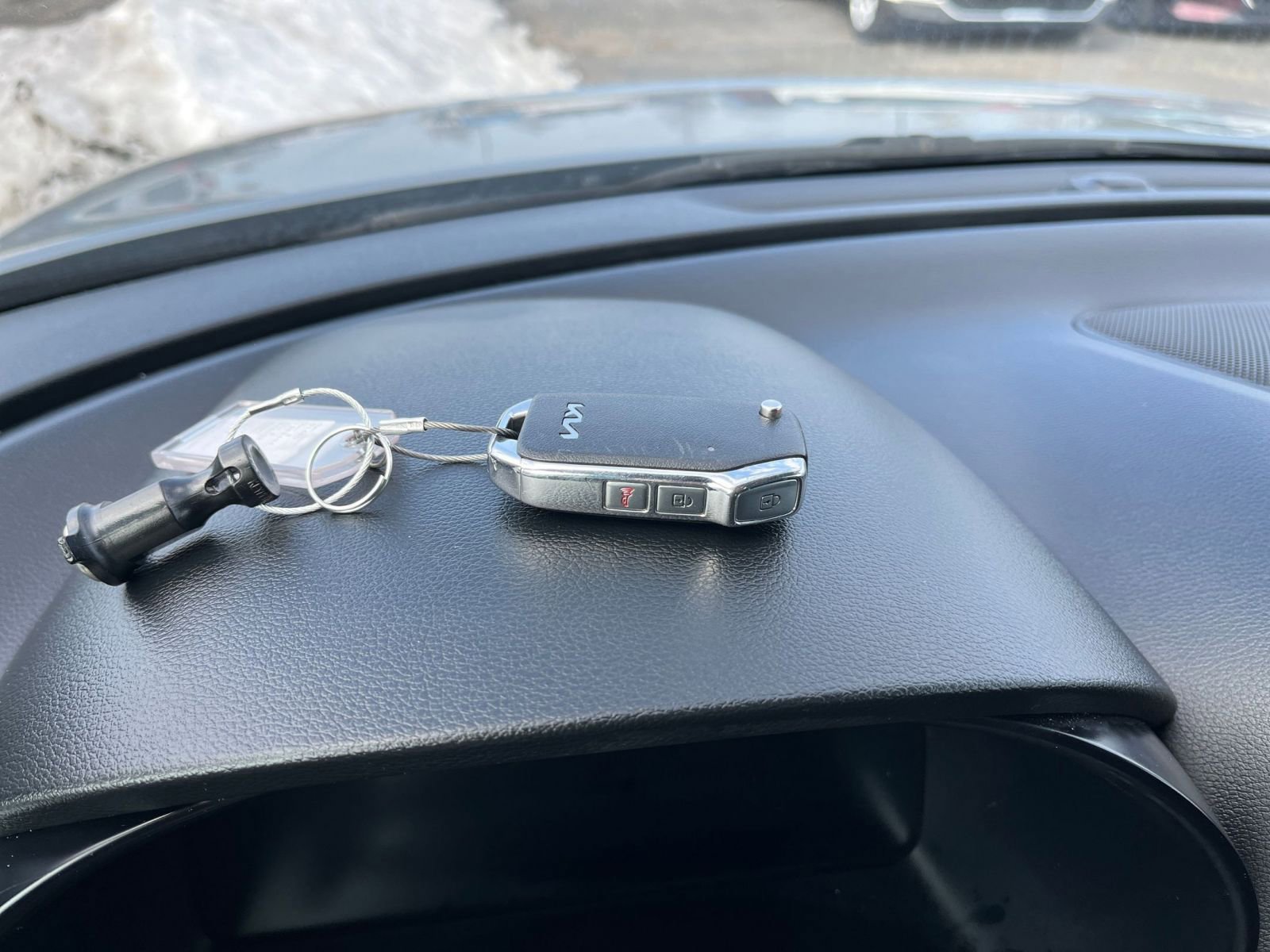 Used 2025 Kia Soul LX w/ LX Technology Package FWD image 20