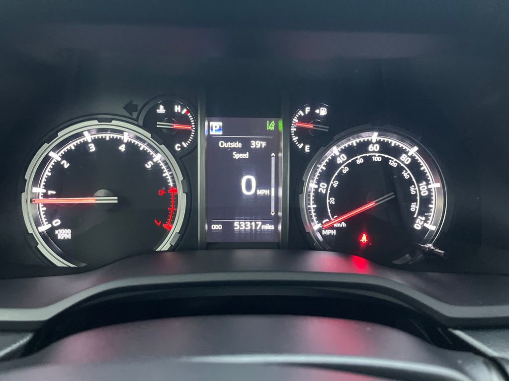 Certified 2024 Toyota 4Runner TRD Off-Road image 17