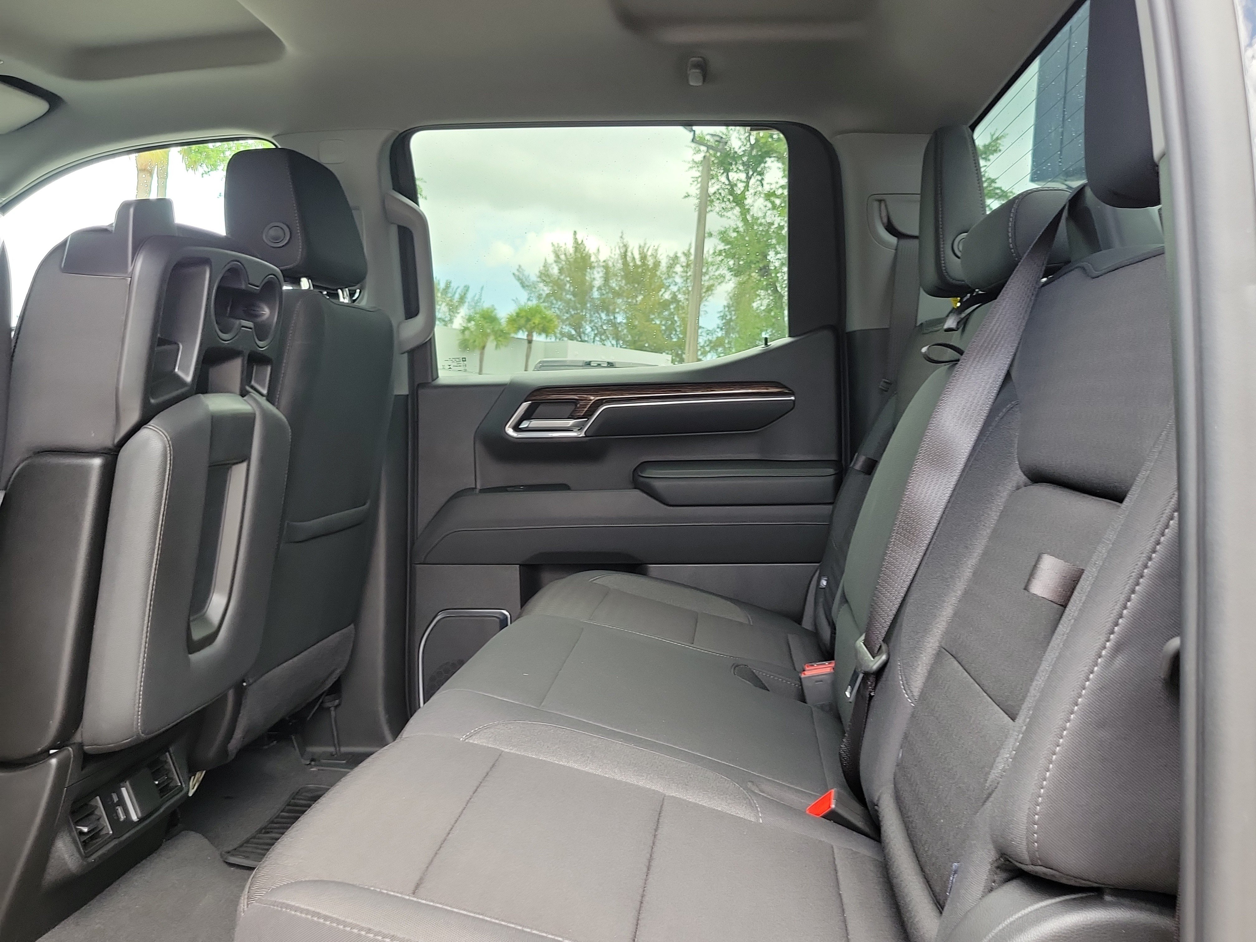 Used 2024 GMC Sierra 1500 Elevation AWD/4WD image 14