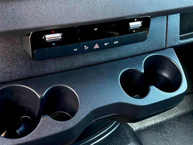 Used 2025 Mercedes-Benz Sprinter 3500 image 24