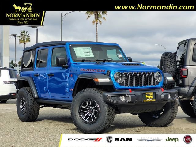 New 2026 Jeep Wrangler Unlimited Rubicon w/ Xtreme 35 Tire Package