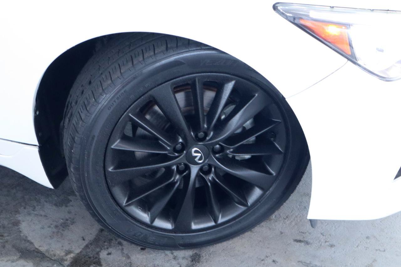 Used 2021 INFINITI Q50 Luxe w/ Seat & Sound Package RWD image 3