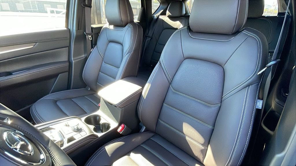 New 2025 MAZDA CX-5 Signature image 15