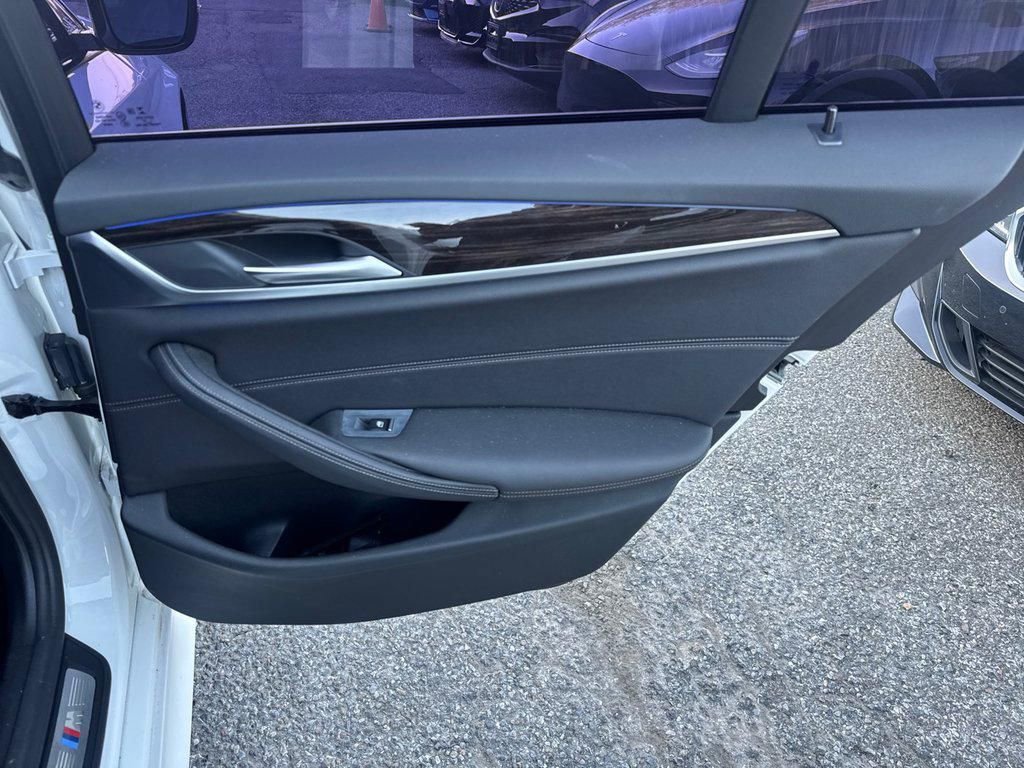 Used 2022 BMW 530i w/ M Sport Package RWD image 18