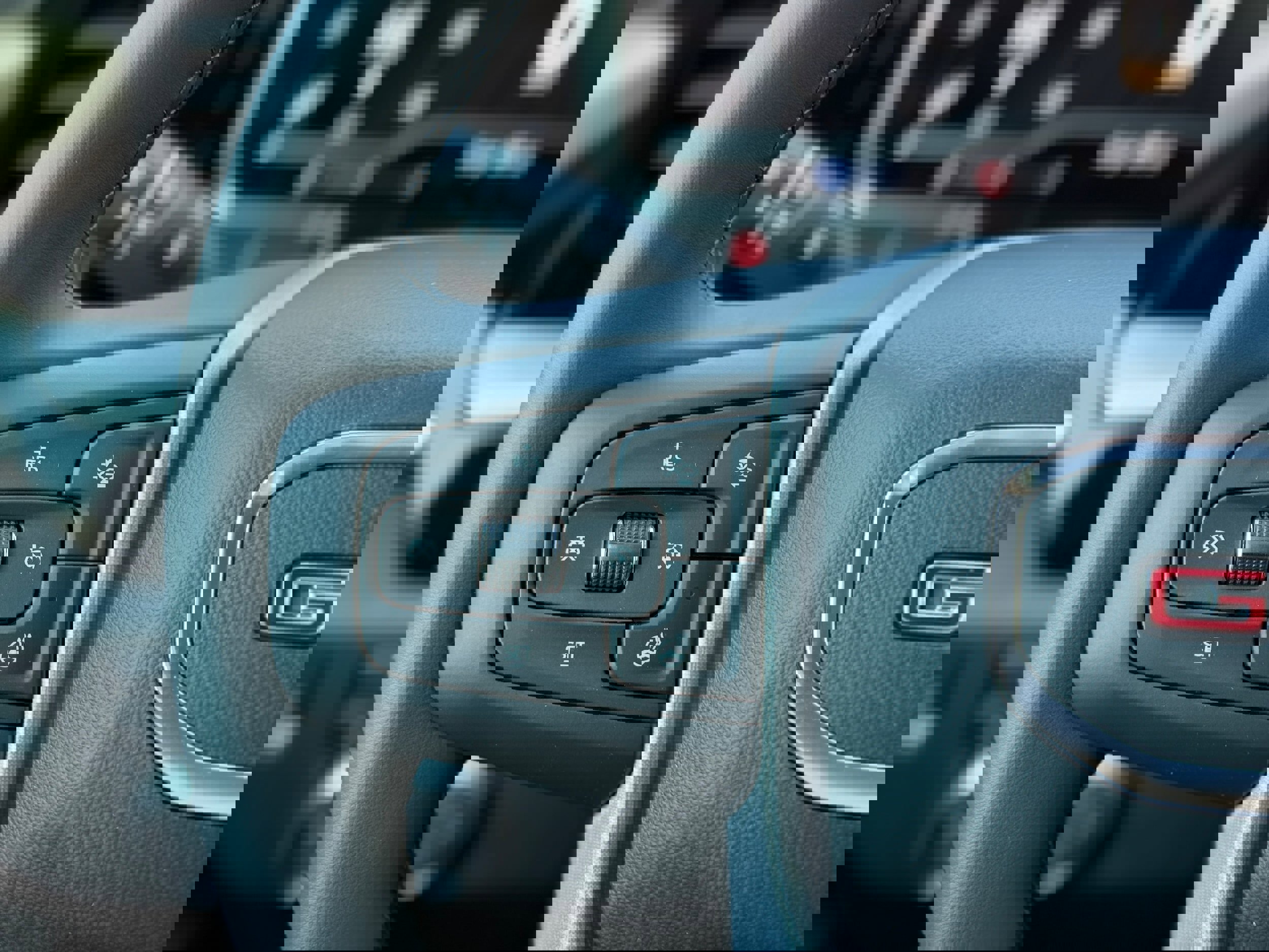 New 2025 GMC Sierra 2500 SLE w/ SLE Value Package; image 13