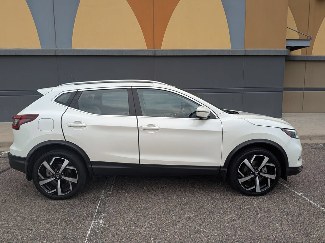 Used 2020 Nissan Rogue Sport SL w/ Premium Package AWD/4WD image 8