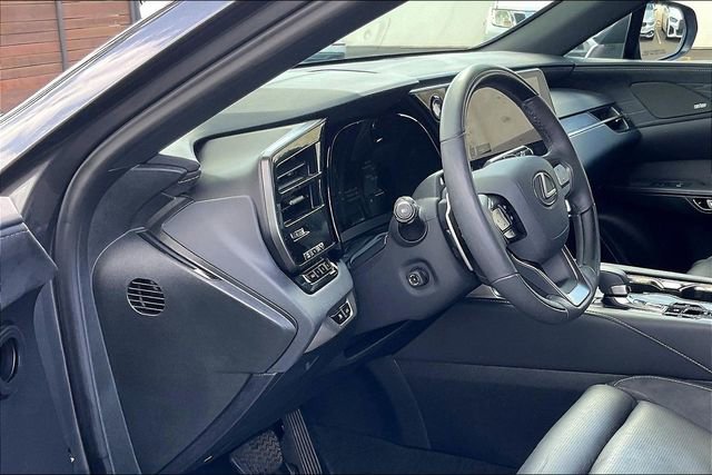Used 2025 Lexus RX 350 FWD image 13