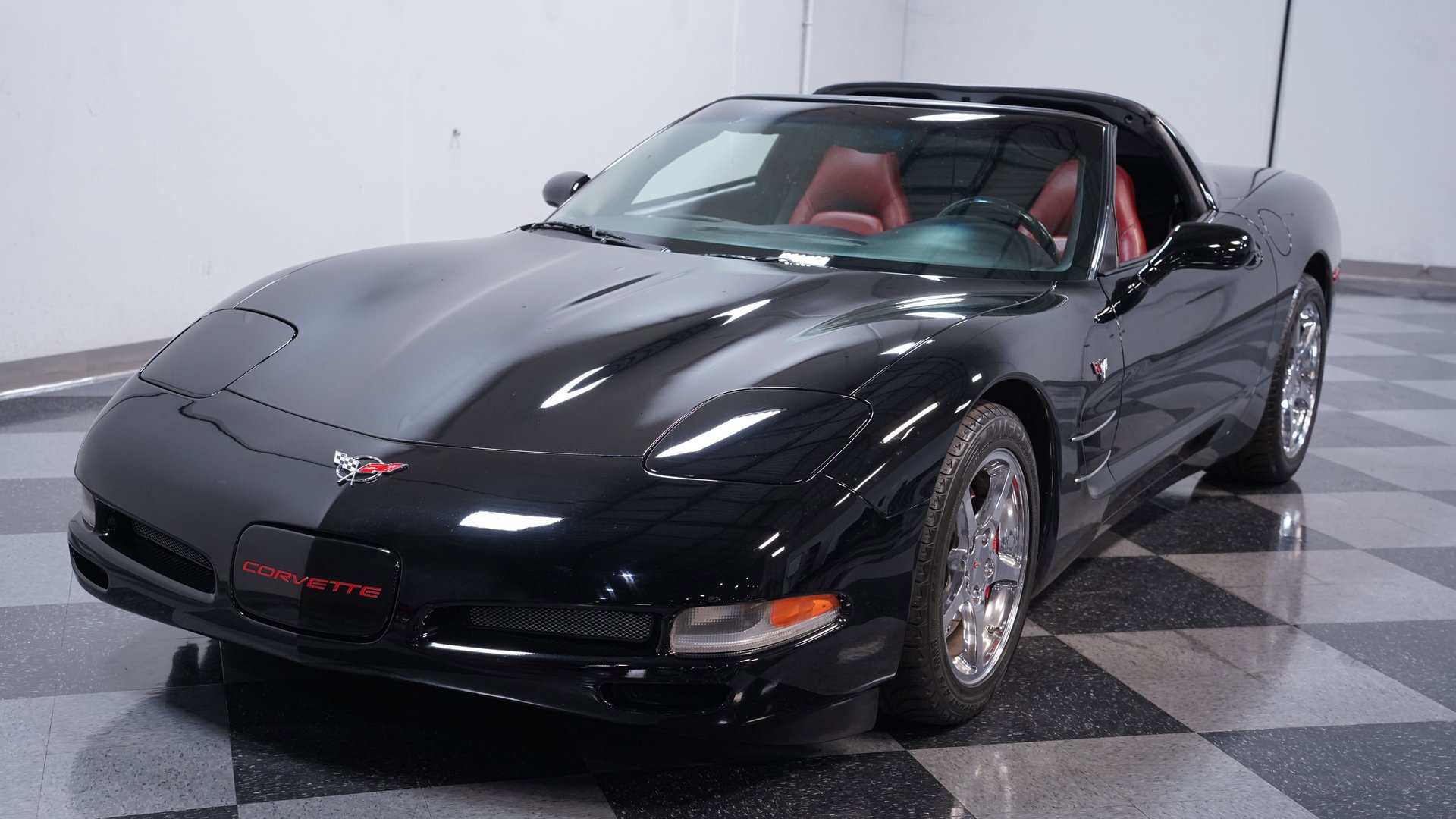 Used 2000 Chevrolet Corvette Coupe image 17