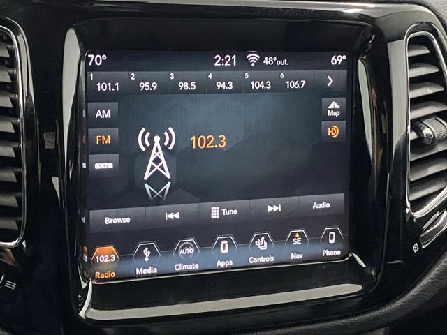 Used 2018 Jeep Compass Limited w/ Navigation Group image 18