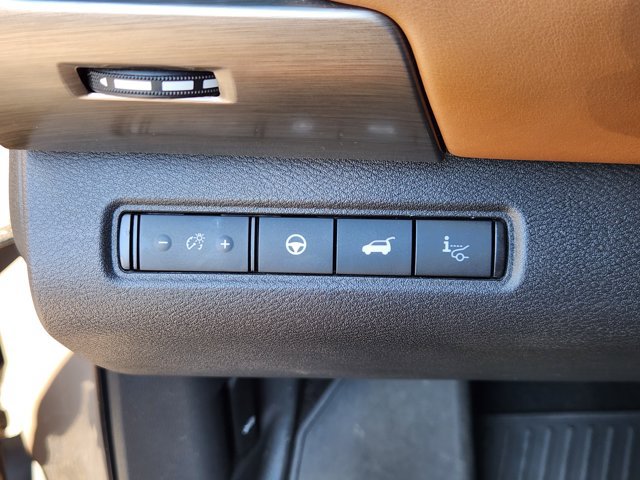 Certified 2024 Nissan Pathfinder Platinum w/ Cargo Package AWD/4WD image 28