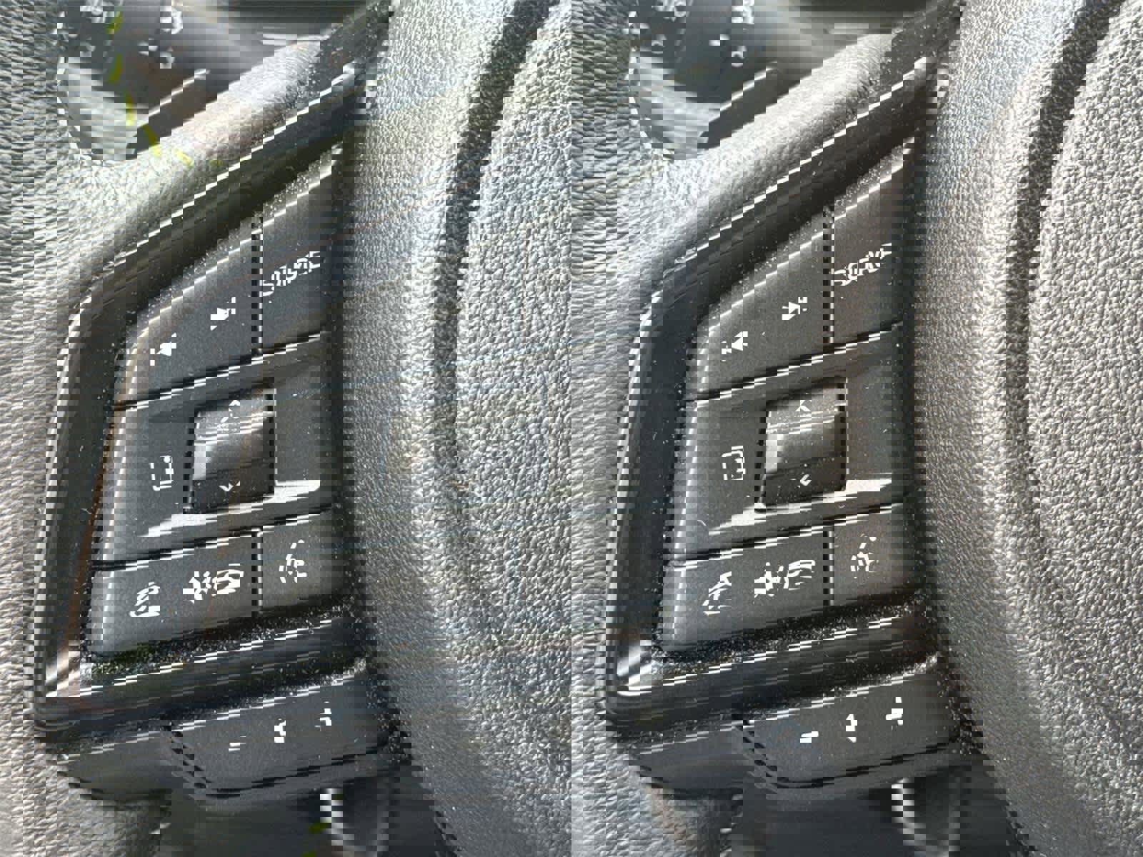 Used 2025 Subaru Outback Onyx Edition image 24