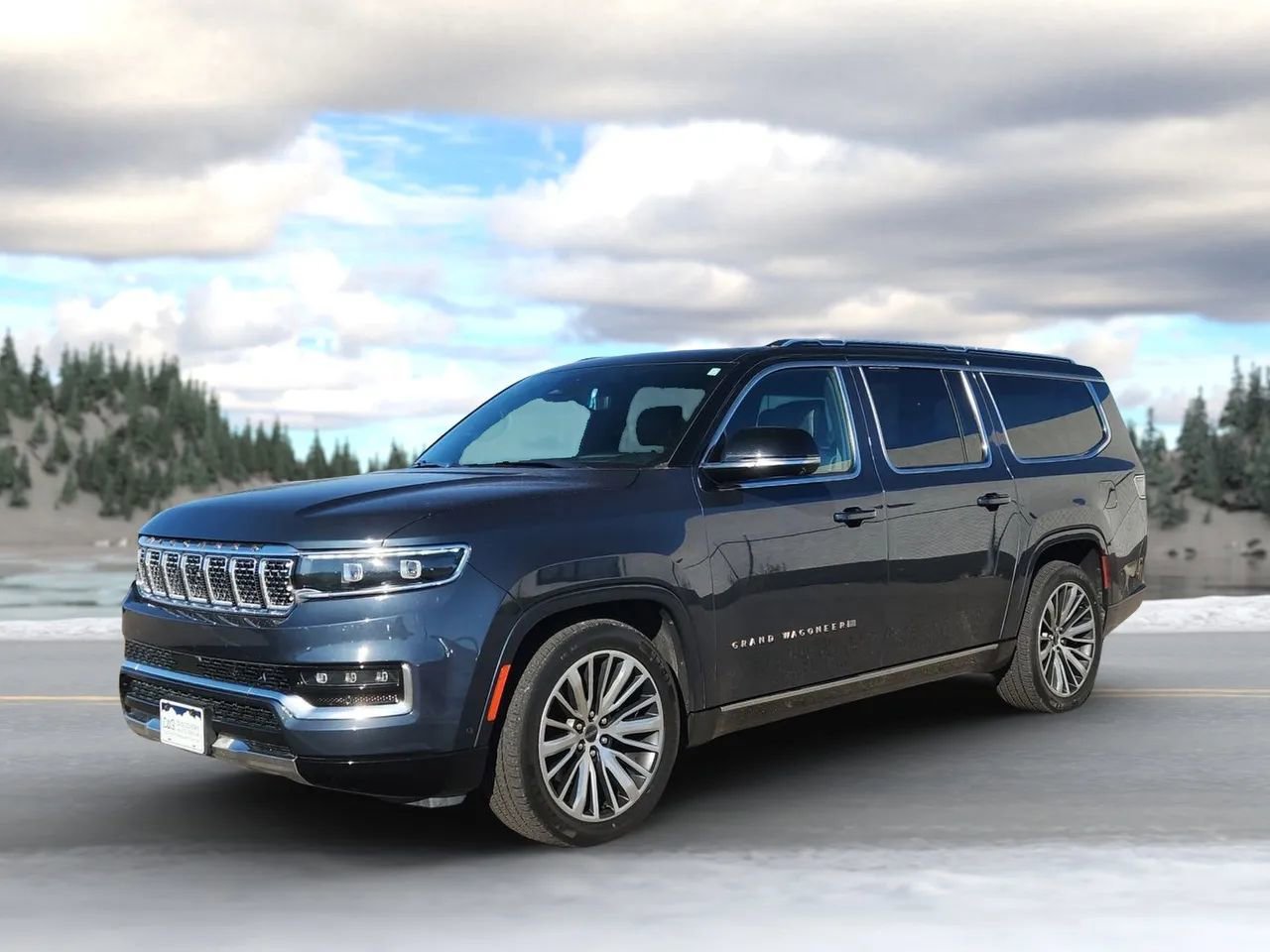 Used 2024 Jeep Grand Wagoneer L Series III image 1