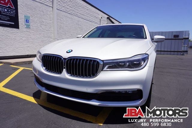 Used 2018 BMW 750i RWD image 49