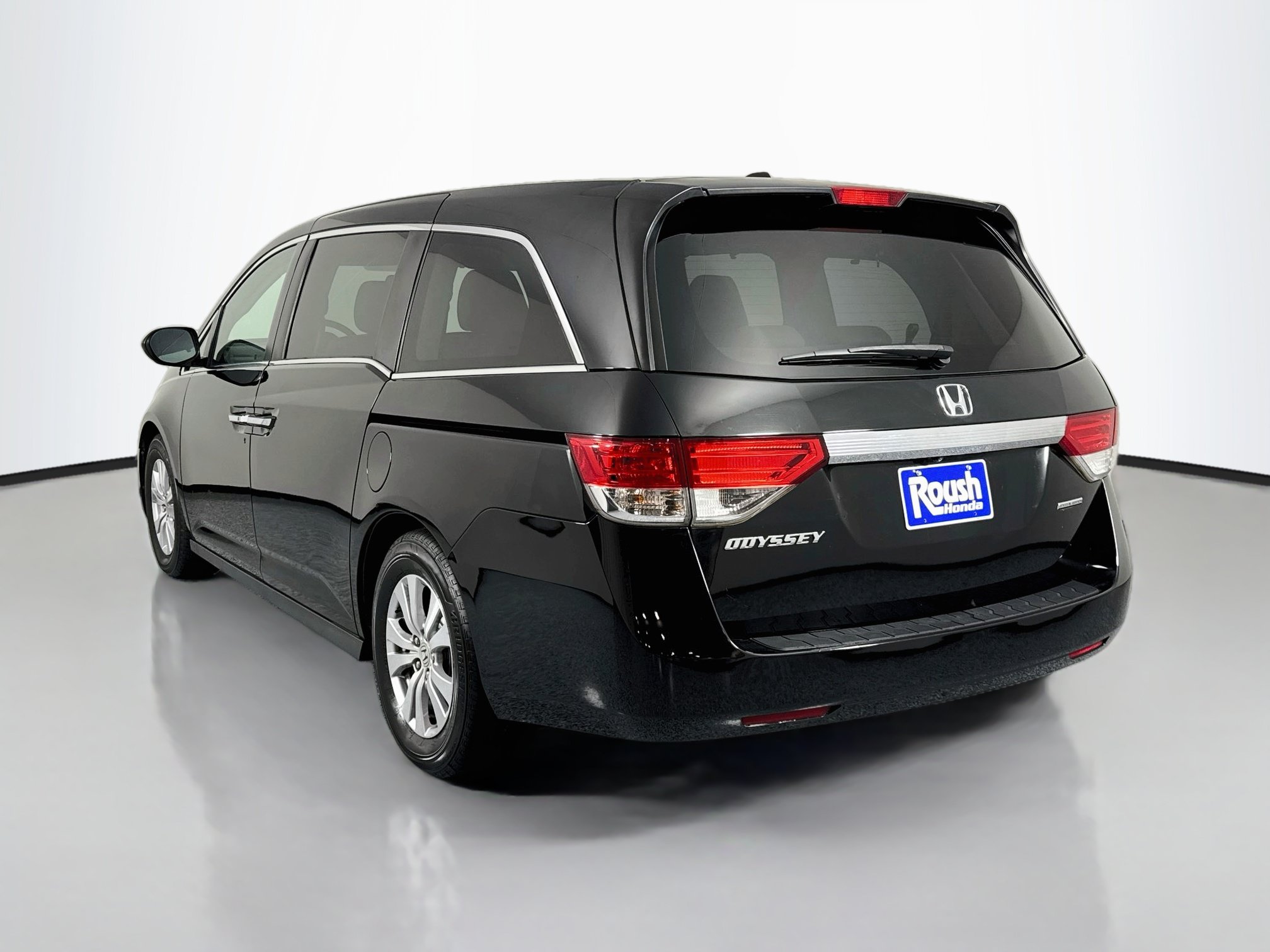 Used 2016 Honda Odyssey SE image 7