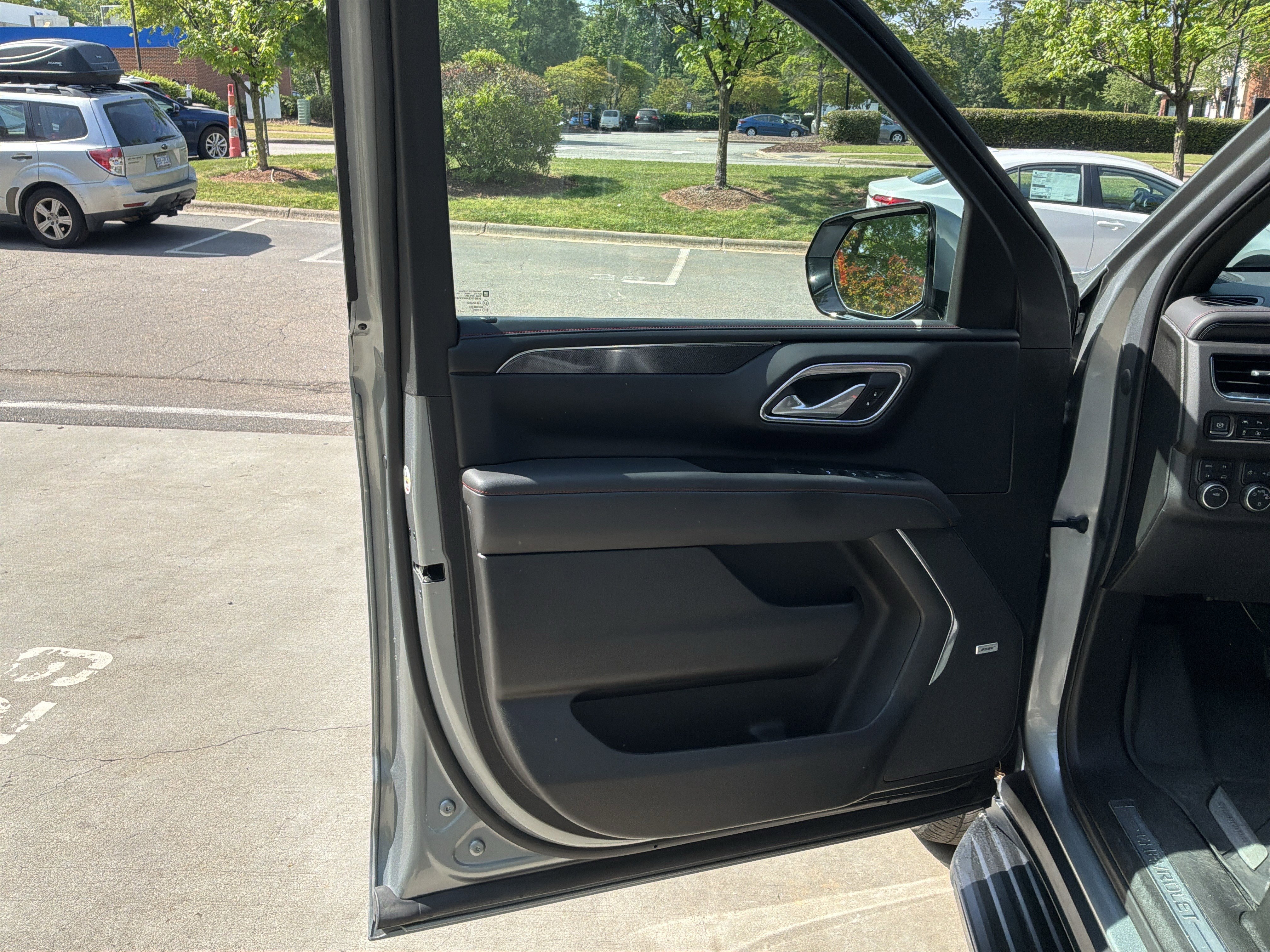 Used 2023 Chevrolet Tahoe RST w/ Luxury Package image 14