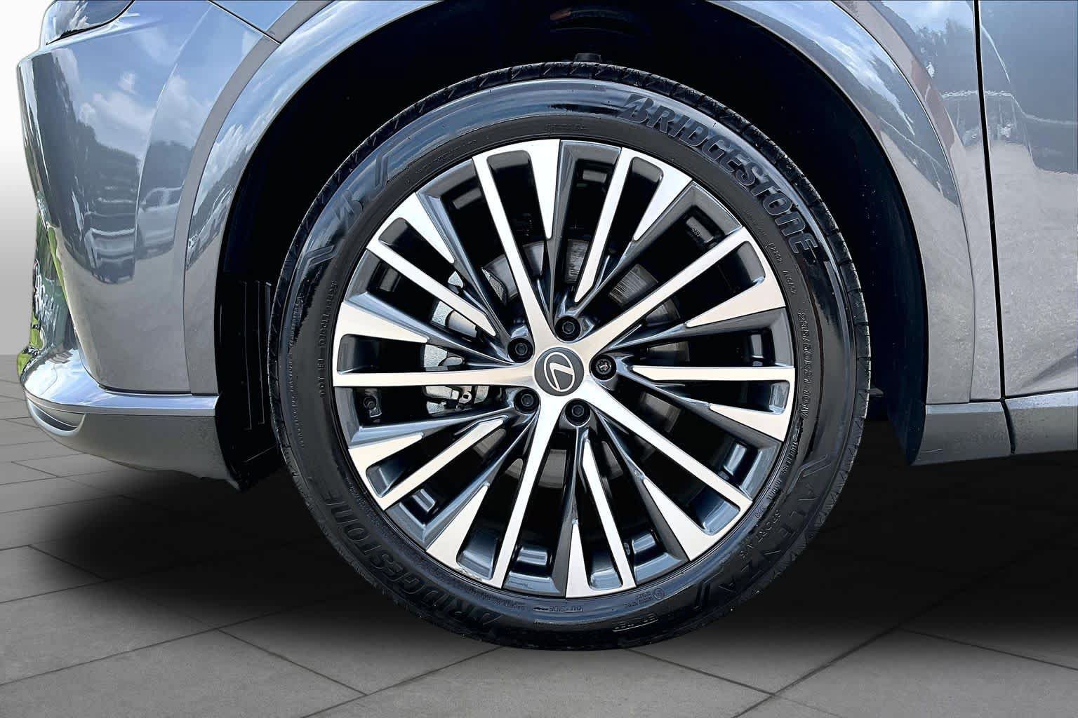Used 2026 Lexus RX 350 Premium Plus FWD image 11