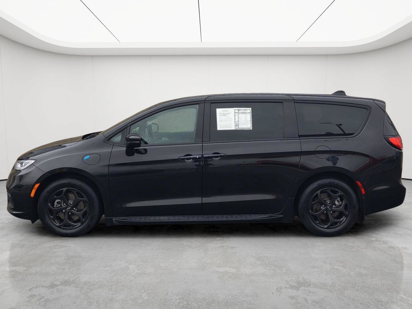Used 2022 Chrysler Pacifica Touring-L w/ S Appearance Package FWD image 35