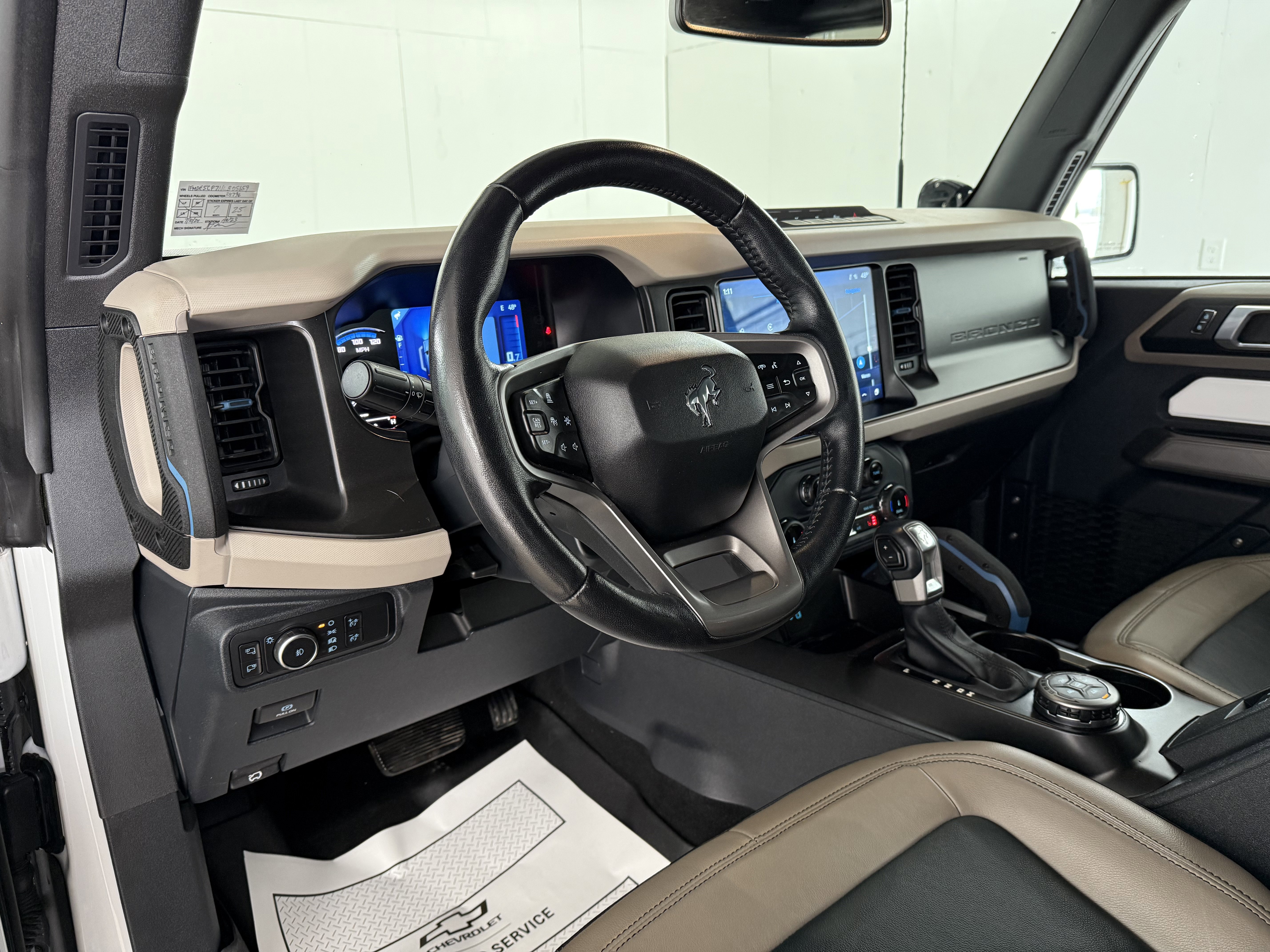 Used 2022 Ford Bronco Wildtrak image 15