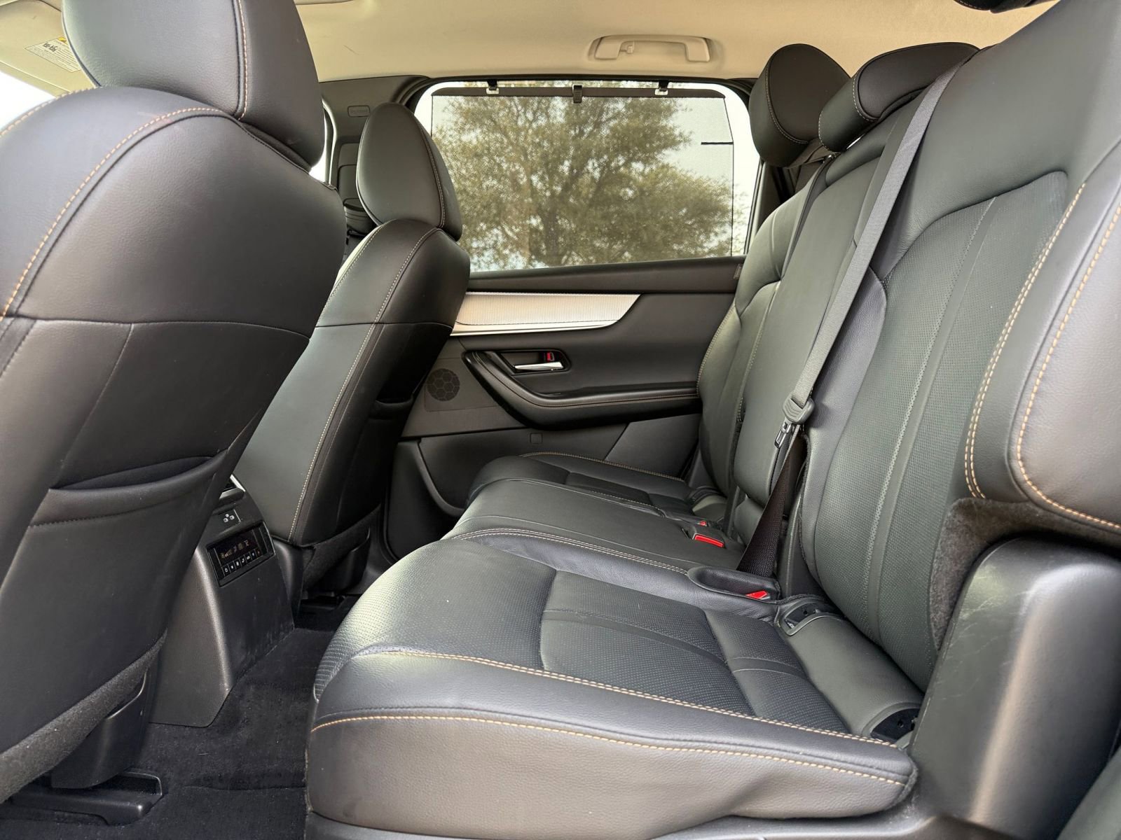 Used 2025 MAZDA CX-70 3.3 Turbo w/ Preferred Package image 29