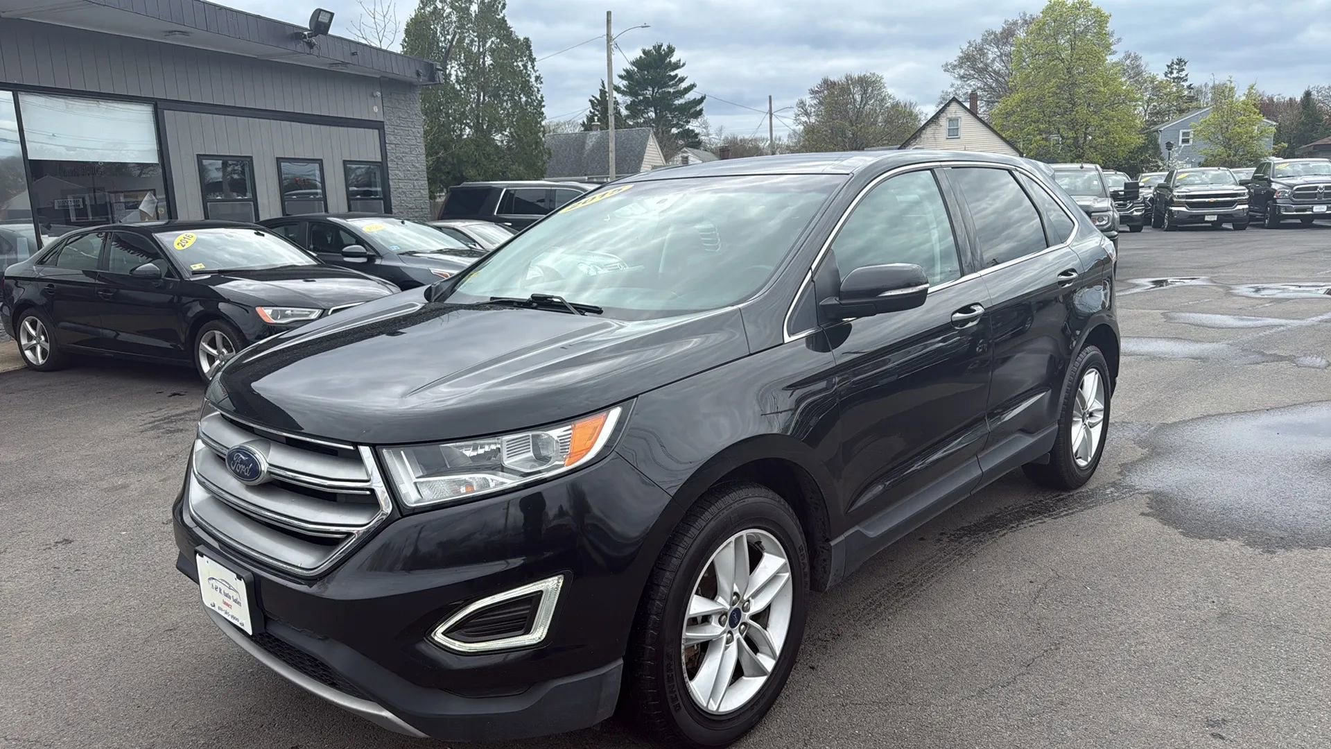 Used 2015 Ford Edge SEL AWD/4WD image 3