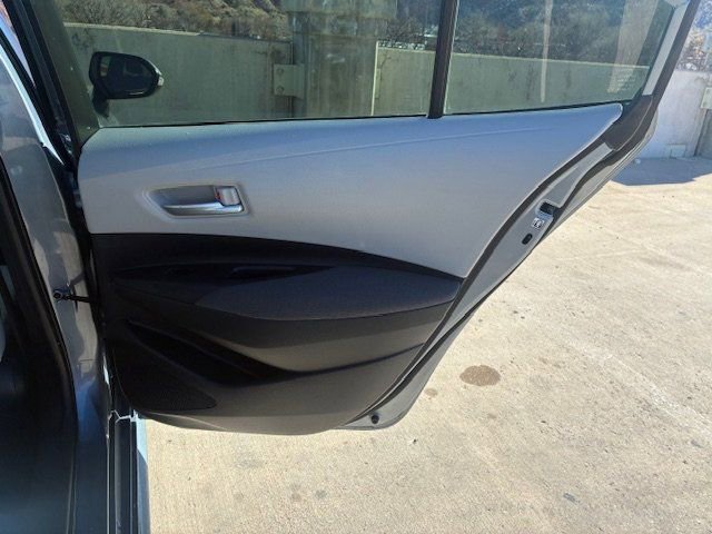 Used 2021 Toyota Corolla LE image 17