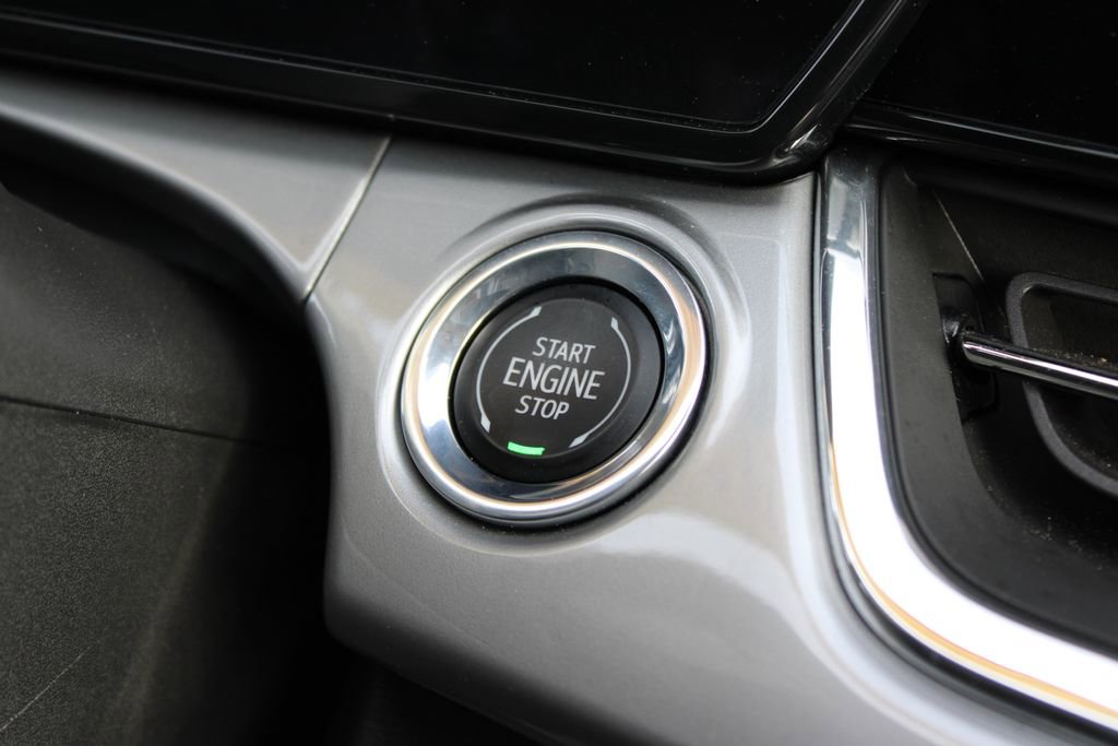 Used 2025 Chevrolet Trax LT image 37