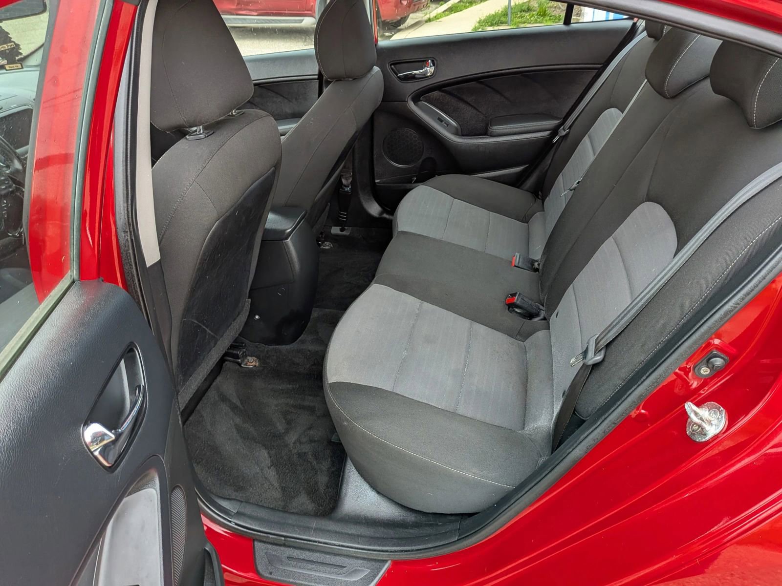 Used 2018 Kia Forte S w/ S Technology Plus Package FWD image 26