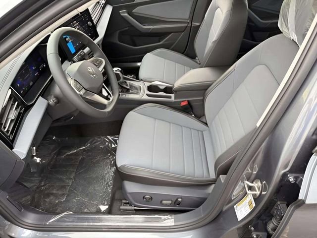 New 2026 Volkswagen Jetta SE image 4