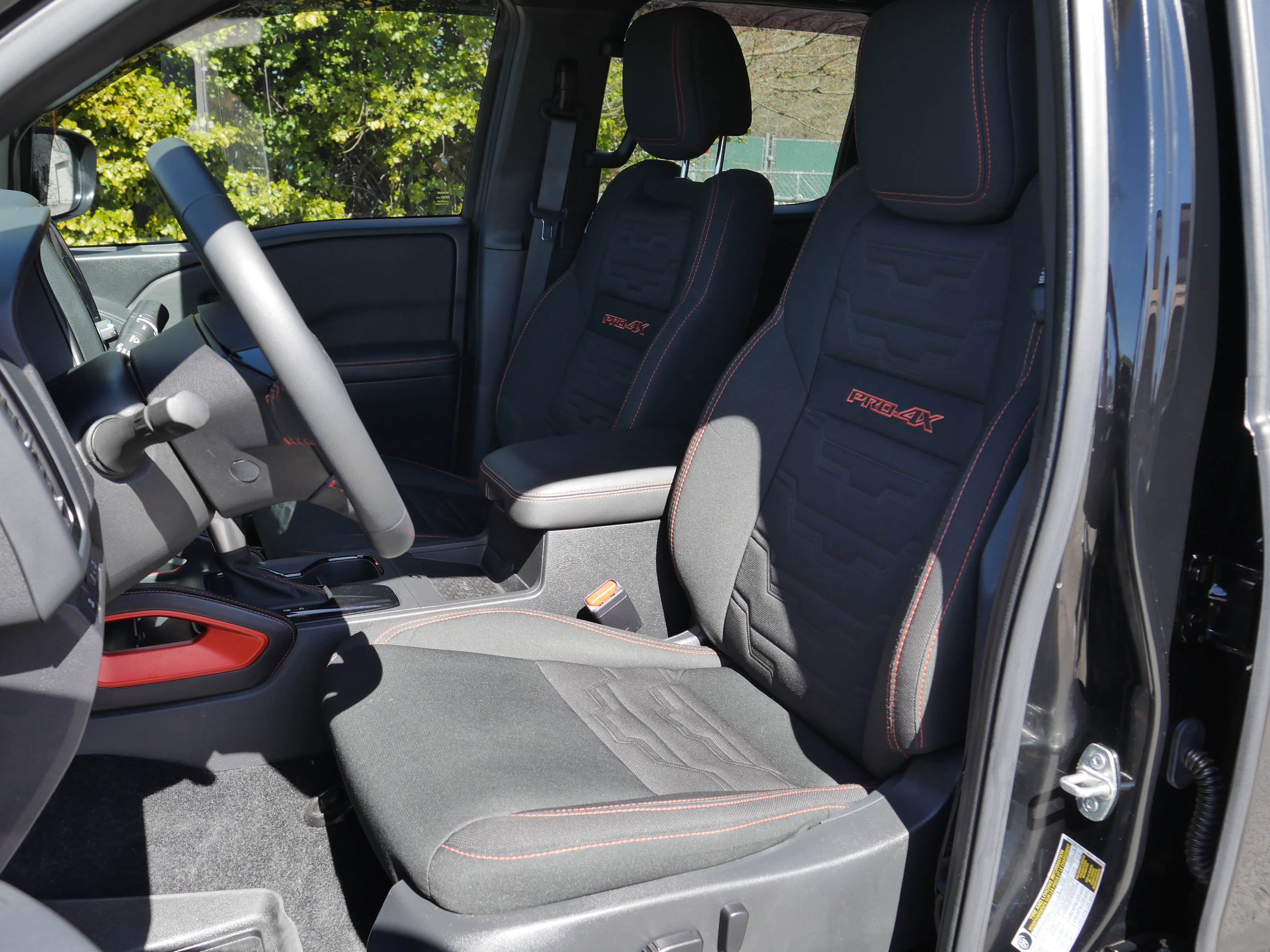 Certified 2023 Nissan Frontier PRO-4X w/ Pro Convenience Package image 29