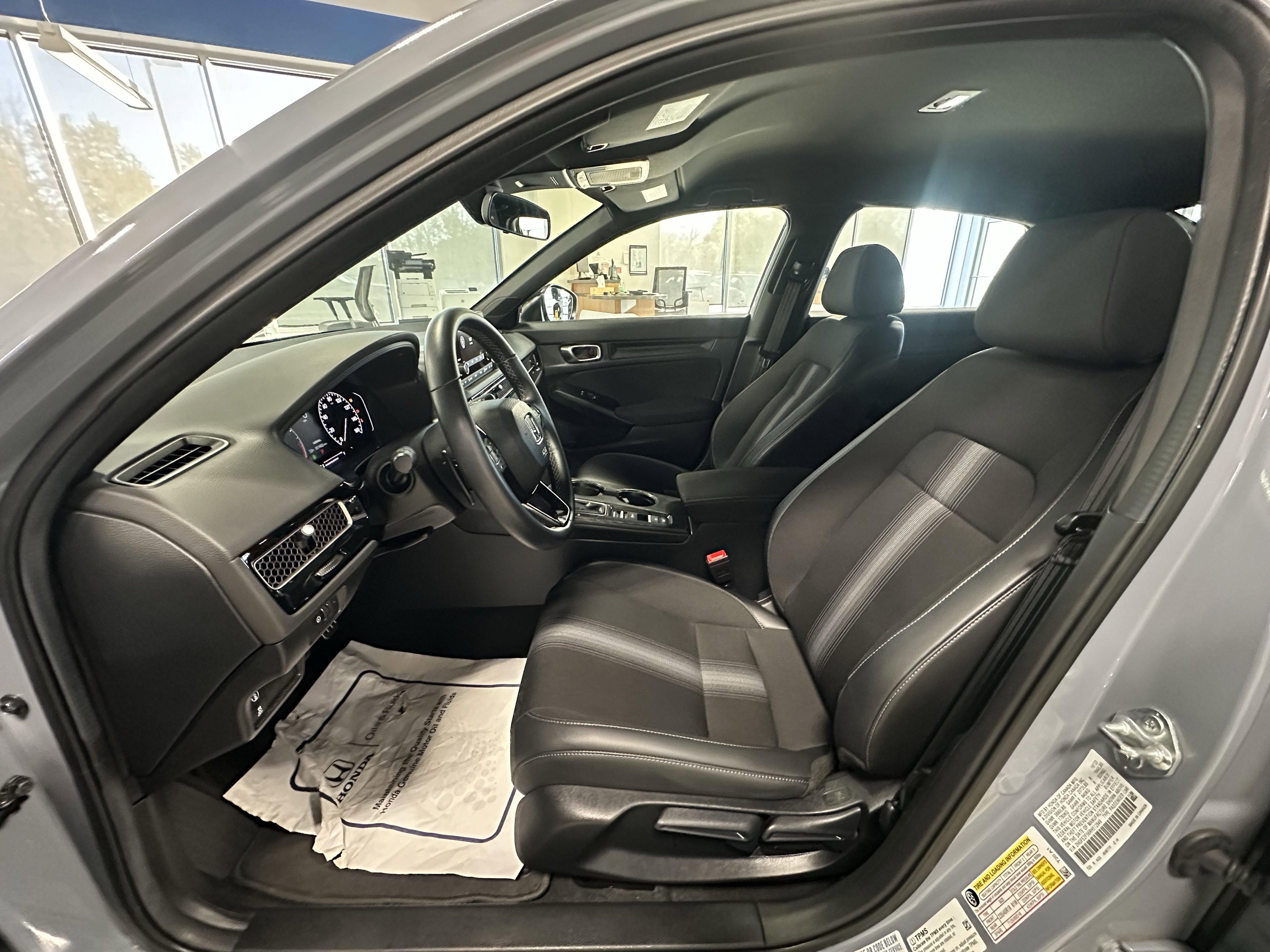 Used 2024 Honda Civic Sport image 15