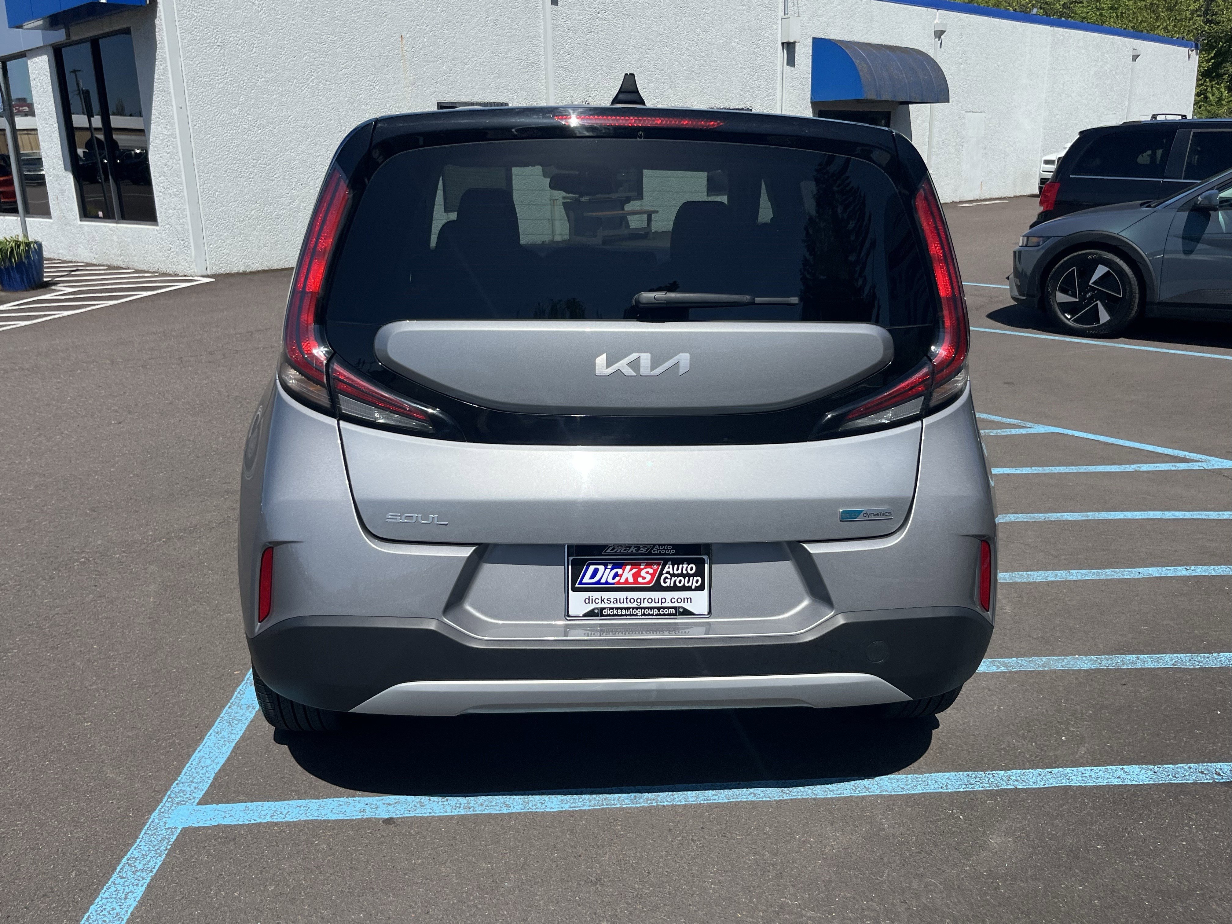 Used 2023 Kia Soul EX FWD image 4