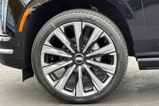 New 2026 Cadillac Escalade Luxury w/ Touring Package AWD/4WD image 28