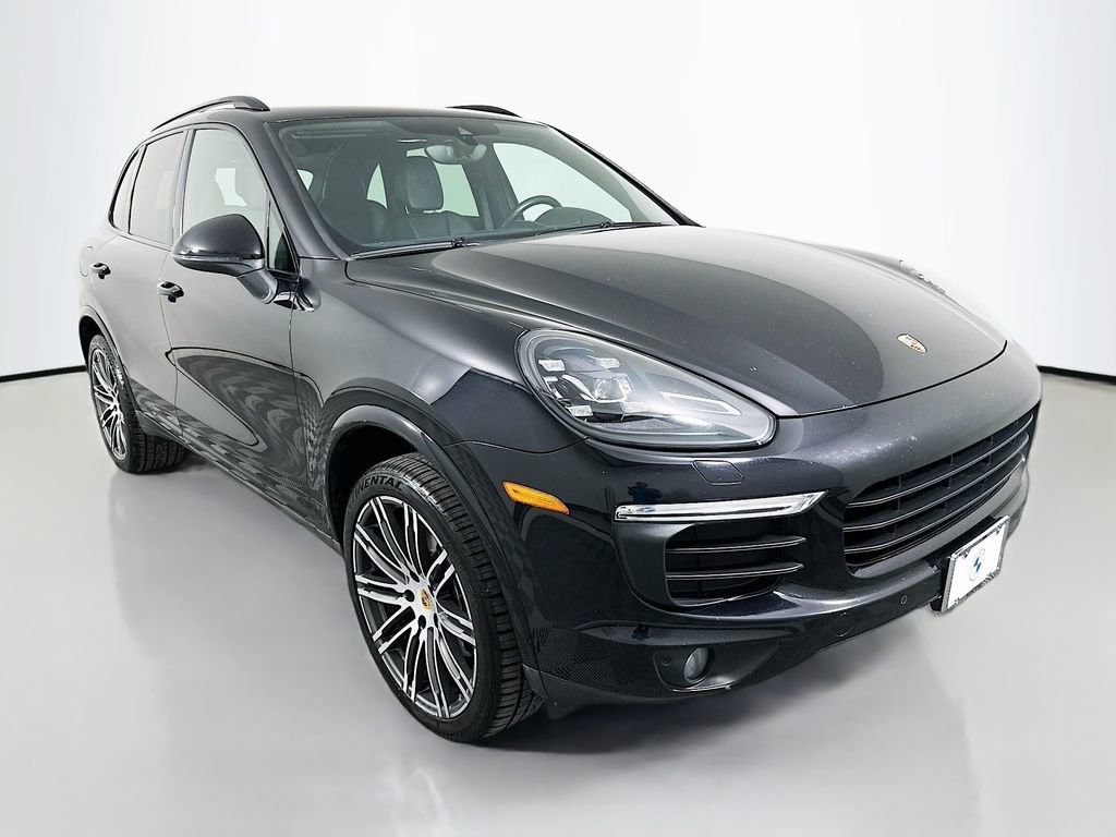 Used 2017 Porsche Cayenne image 3