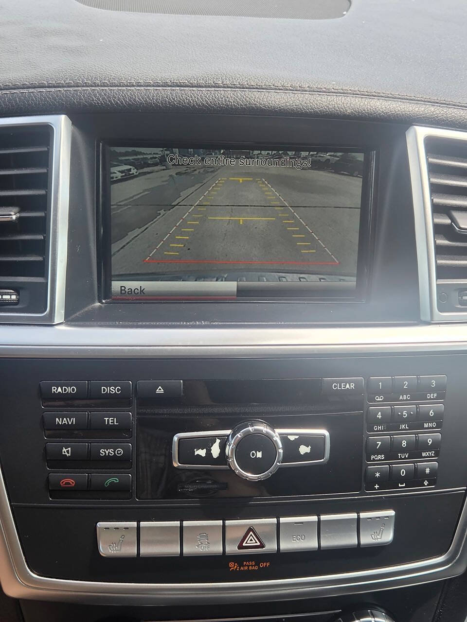 Used 2016 Mercedes-Benz GL 450 4MATIC w/ Premium I Package image 11