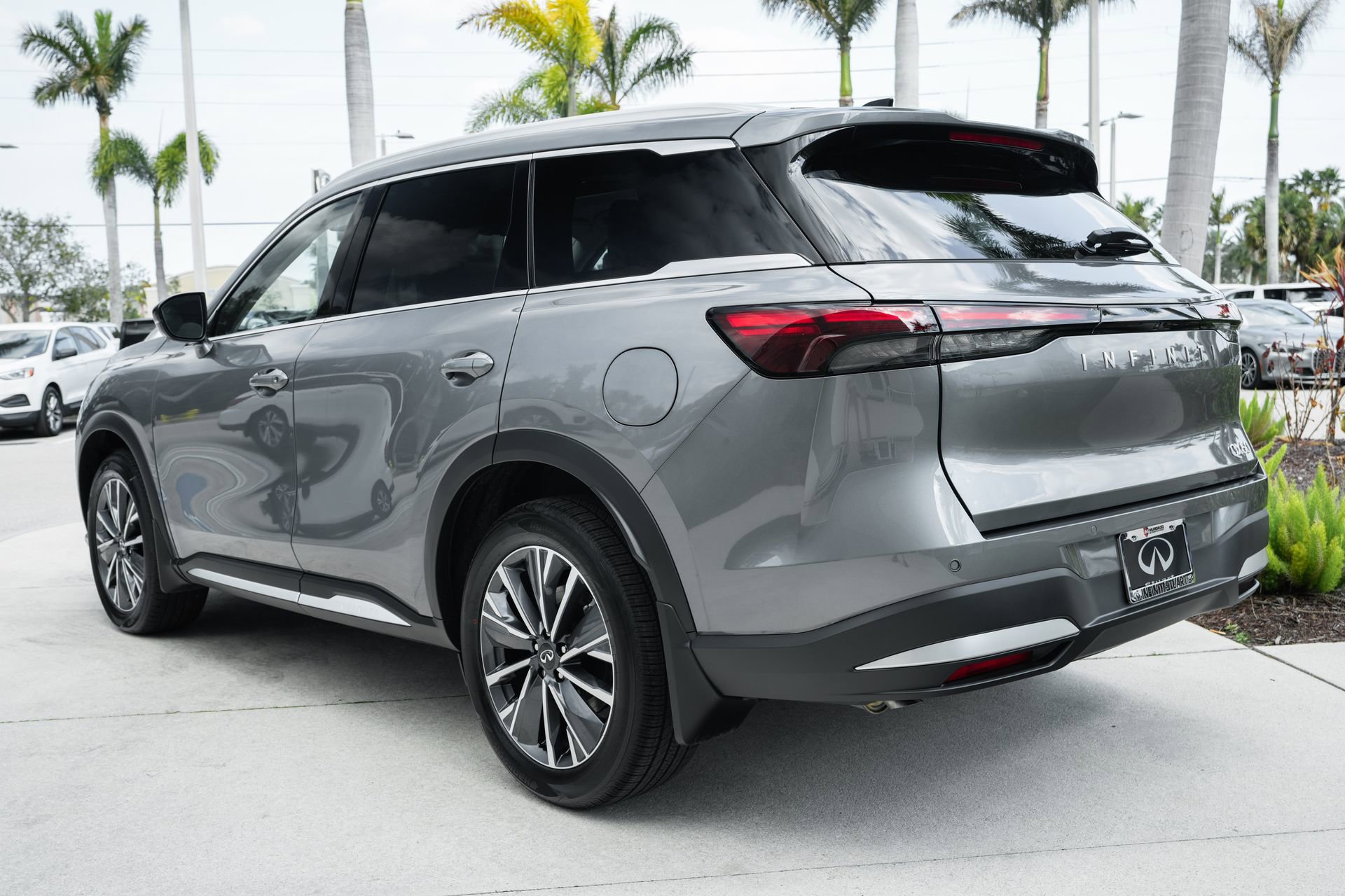 New 2026 INFINITI QX60 Luxe w/ Family Package image 20