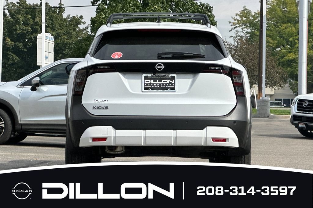 New 2026 Nissan Kicks SV w/ Cold Weather Package FWD image 8