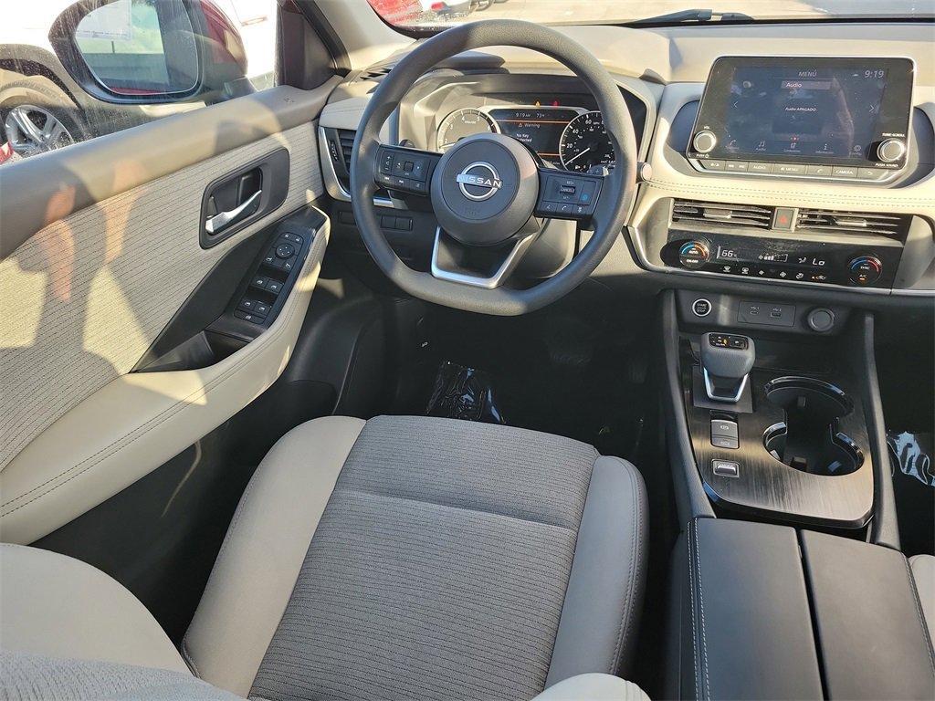 Certified 2023 Nissan Rogue SV image 10