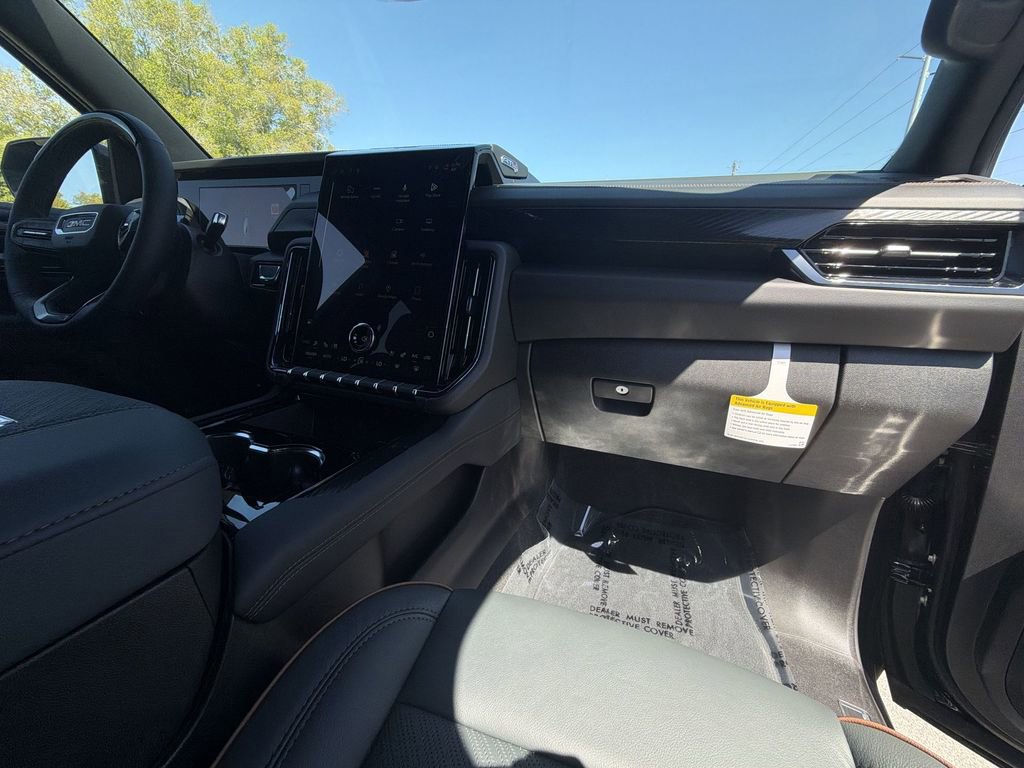 New 2026 GMC Yukon AT4 w/ Premium Trailering Package image 36