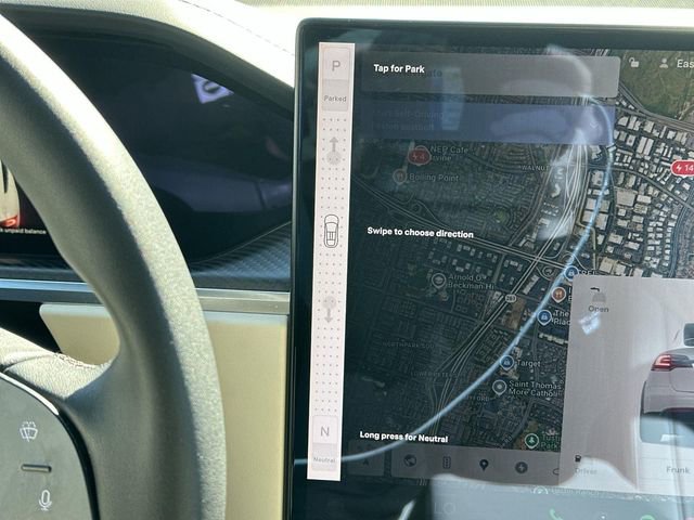 Used 2025 Tesla Model X Plaid image 15