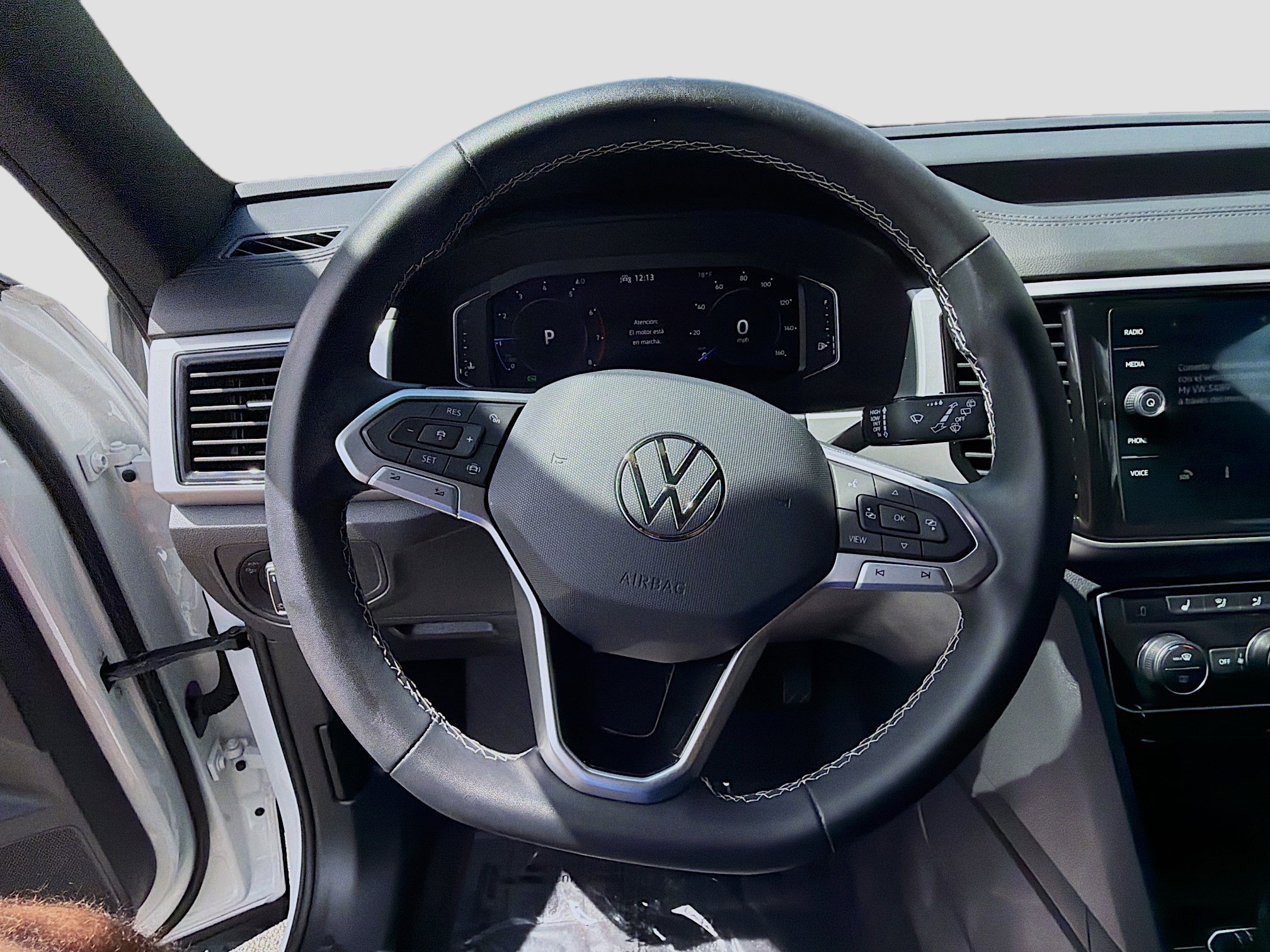 Used 2023 Volkswagen Atlas Cross Sport SE w/ Black Wheel Package image 10